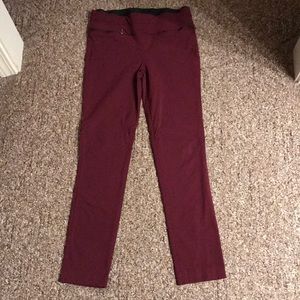 Candie’s Burgundy pull on trousers (skinny fit)